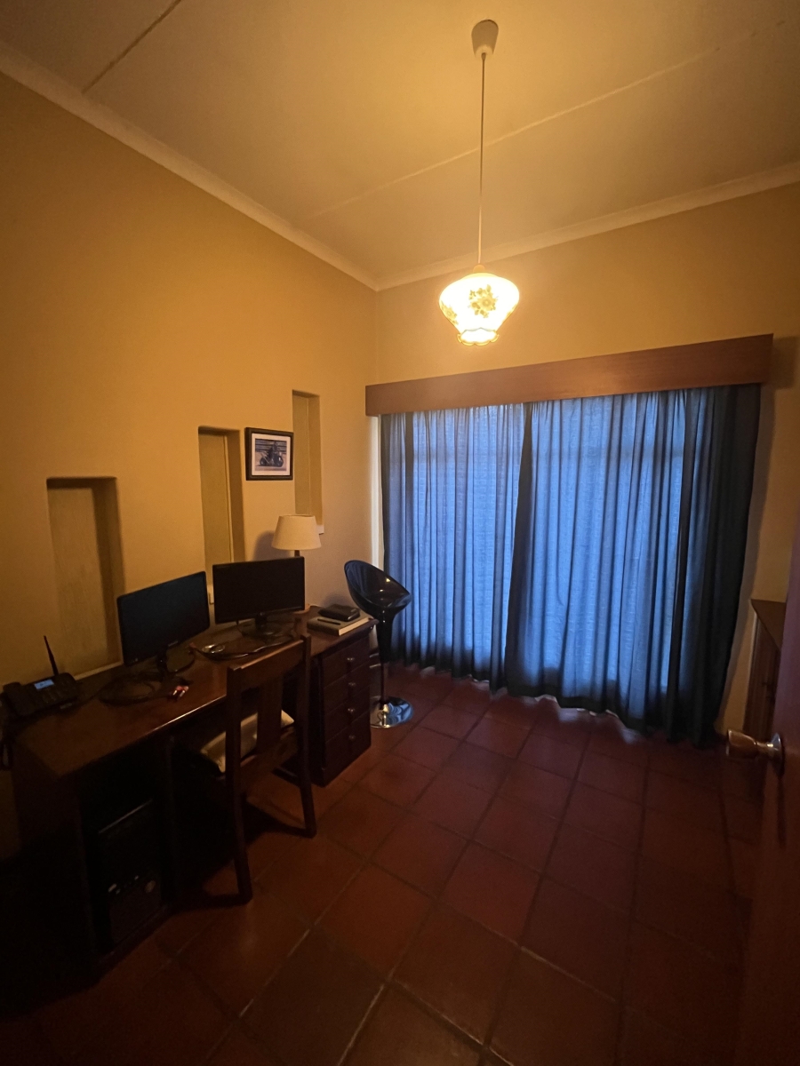 3 Bedroom Property for Sale in Potchefstroom North West